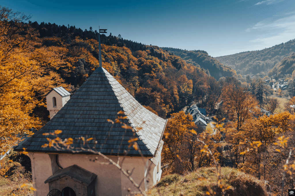 Złota jesień w Ojcowie – spacer wśród historii i natury