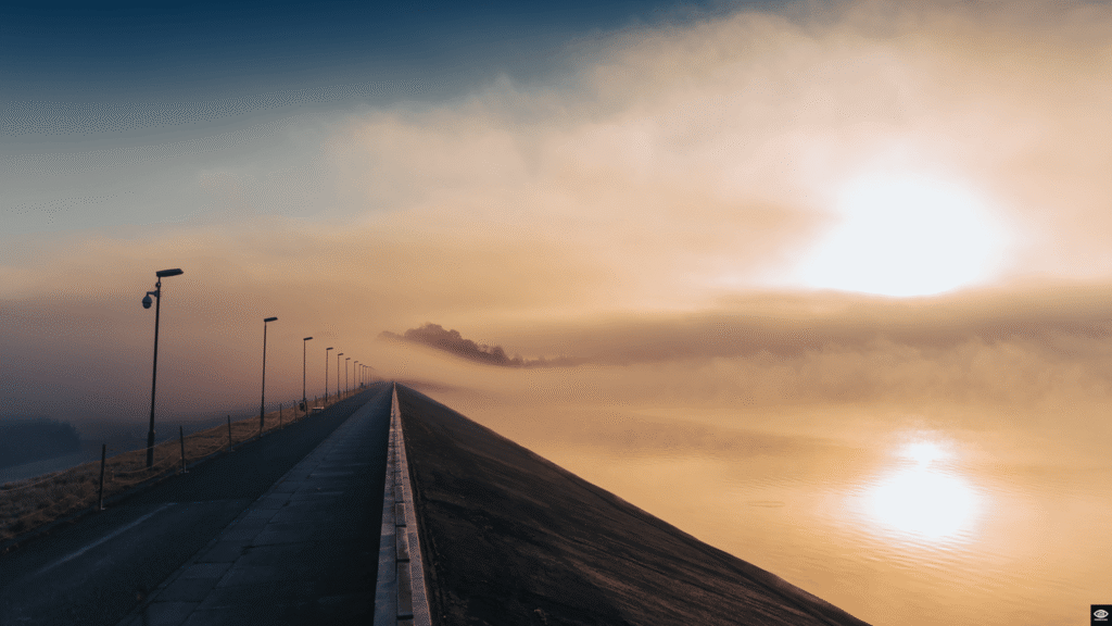 Mglisty poranek – magia nowego dnia